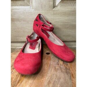 Earthies Bright Red Capri Flats Size 8B Leather Suede Mary Jane Ankle Strap